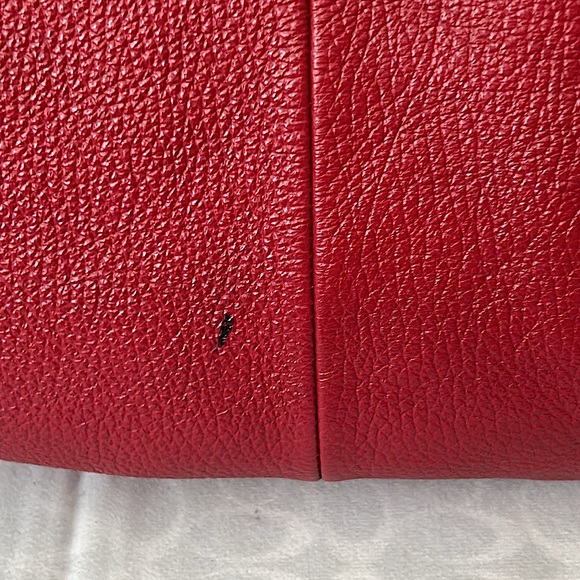 Furla Blood Red Vintage Carmen Leather Shoulder Bag Purse 🌺🌺 - Picture 11 of 11